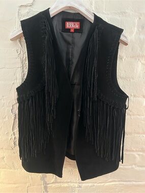 Red Ranch Women's Black Suede Fringe Vest